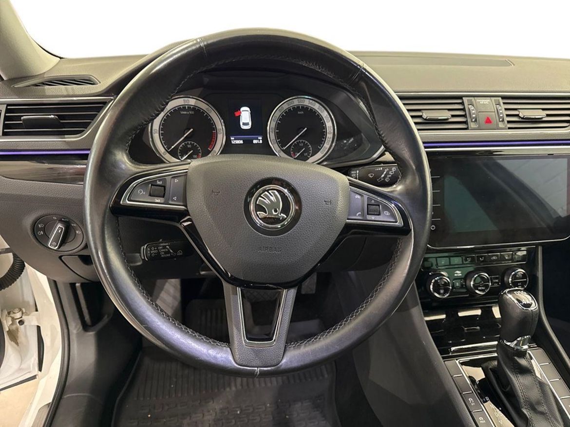 Škoda Škoda Superb Kombi — bild 7
