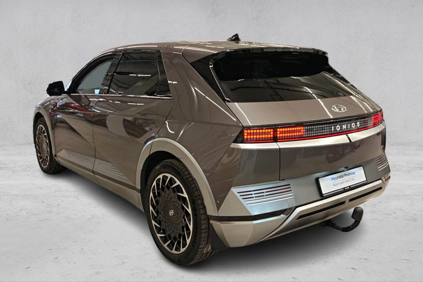 Bilde 3 av Hyundai Ioniq 5 | Premium | LR AWD 20" | Skinn | Bose | Hengerfeste |