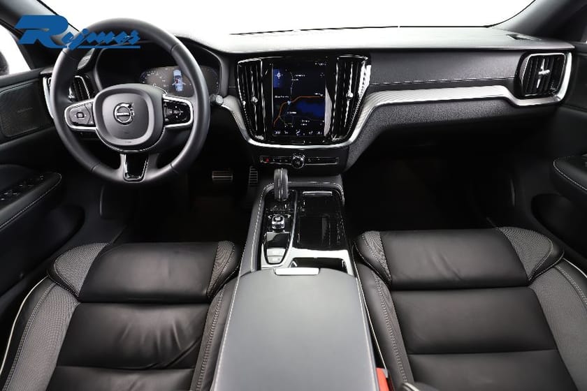Bild 2 av Volvo V60 Recharge T8 II R-Design