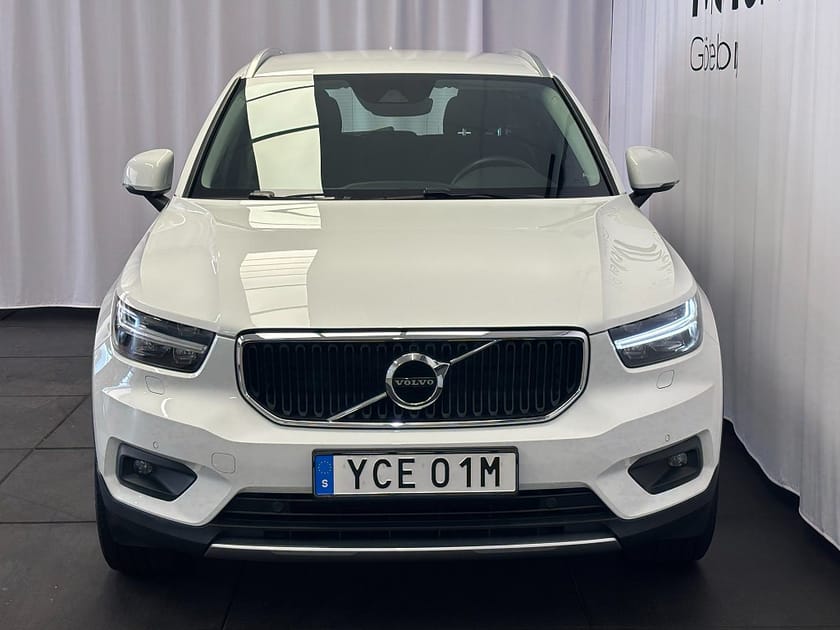 Bild 3 av Volvo XC40 B4 Momentum Adv H/K /Drag/ Ljuspaket