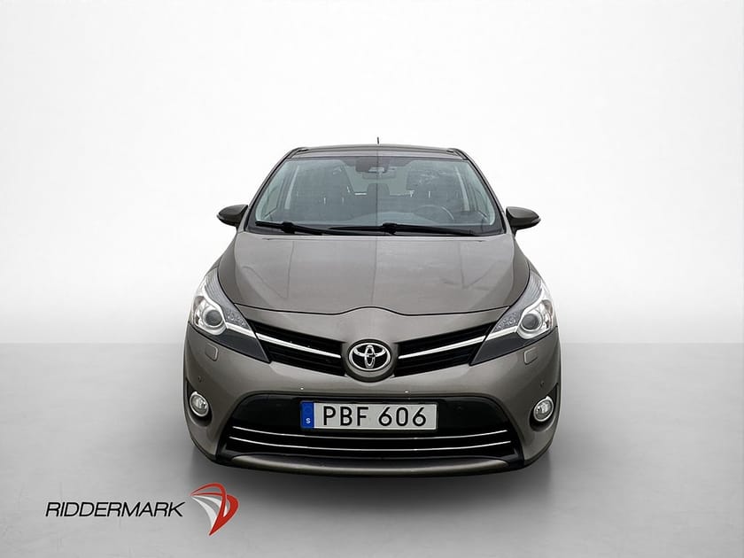 Bild 2 av Toyota Verso 1.8 147hk Executive 7-Sits Pano Kamera Drag