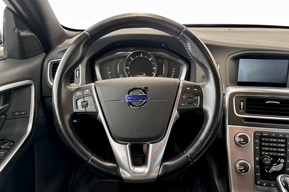 Volvo V60 Cross Country D4