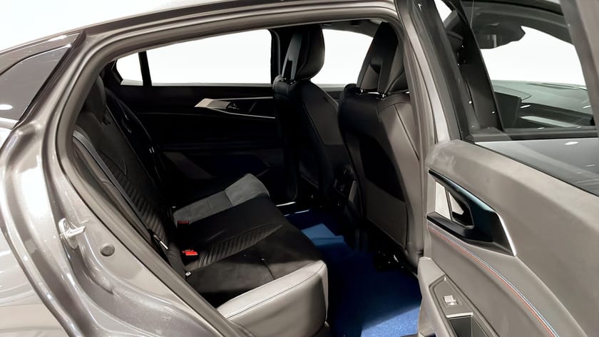 Bild 5 av Renault Rafale E-Tech 4x4 ESPRIT ALPINE EDITION 300 PLUG-IN (DEMO)