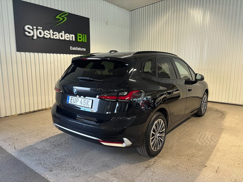 Bild 4 av BMW 225e xDrive Active Tourer Luxury Kamera/Wide/Navi/Carplay