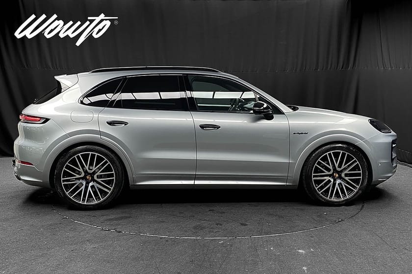 Bild 3 av Porsche Cayenne E-Hybrid 470HK /Burmester /HuD /Se Spec/Moms