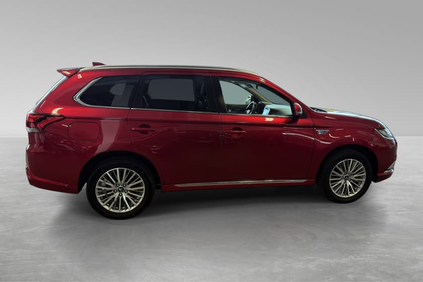 Bilde 5 av Mitsubishi Outlander PHEV Instyle+ AWD/ H.feste/ 360/ Acc/ Delskinn/ +++
