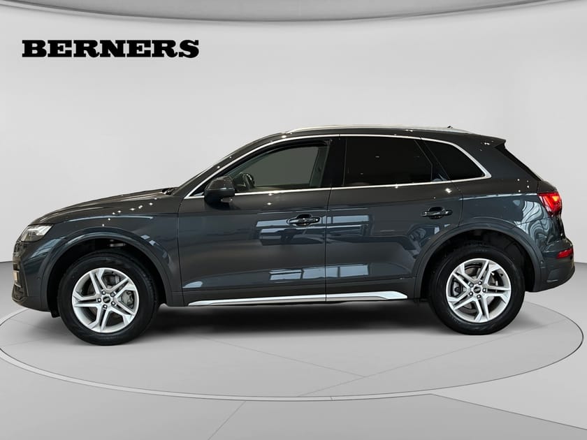 Bild 2 av Audi Q5 40 TDI quattro Proline Advanced Matrix/Cockpit/Alp