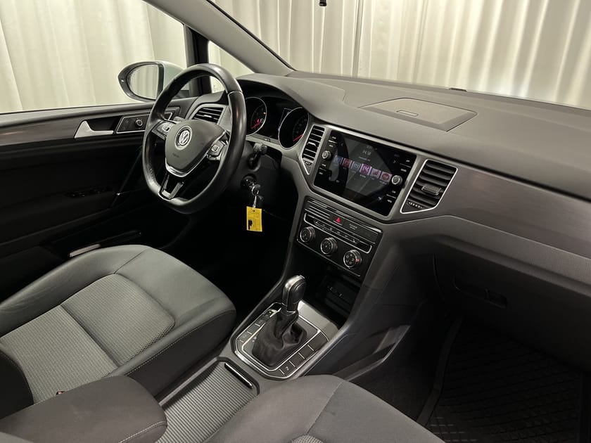Bild 4 av Volkswagen Golf Sportsvan 1.0CLBMT  81