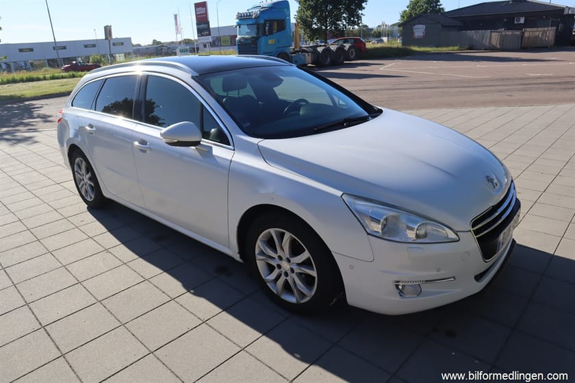Bild 2 av Peugeot 508 SW 2.0 HDi 140hk Navi  Panorama Svensksåld