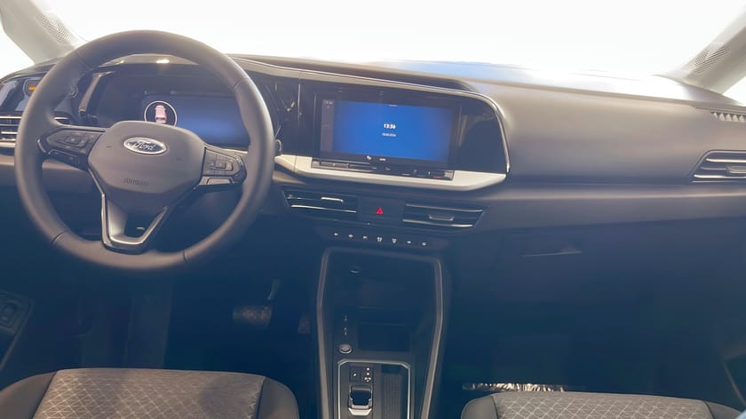 Bild 4 av Ford Tourneo Connect TITANIUM L1 1.5 phev