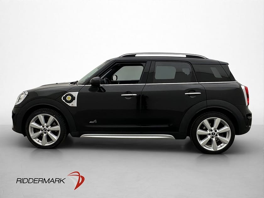 Bild 4 av MINI Countryman Cooper SE ALL4 224hk Salt II H/K Läder GPS JCW-Ratt