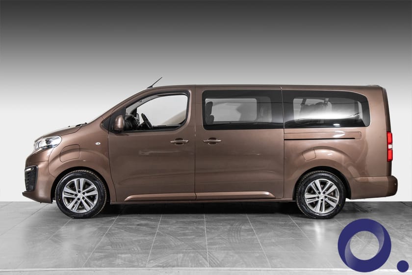 Bilde 5 av Peugeot e-Traveller 75 50kWh | 8 S | Skinn | Panorama | El. skyvedører |Finans