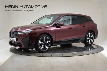 BMW iX xDrive40 Charged Plus