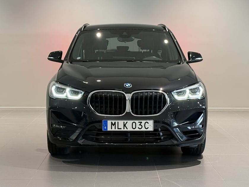 Bild 2 av BMW X1 xDrive25e SportLine Head-Up Drag LM Sportstolar