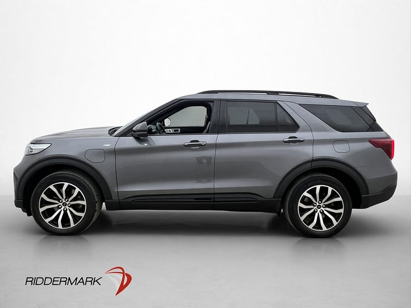 Bild 4 av Ford Explorer Plug-In Hybrid 457hk AWD ST-Line 7-Sits Pano 360° B&O