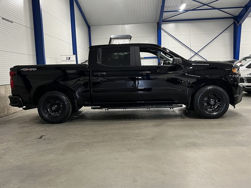 Bild 2 av Chevrolet Silverado 1500 Crew Cab CC 4.3 V6 E85 289 HK 4WD / 6-Sits / Leasebar /