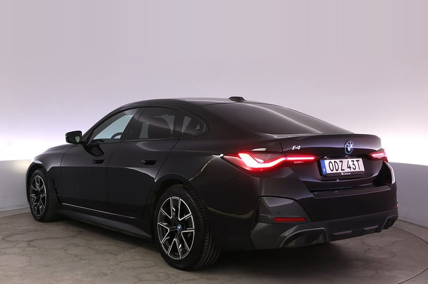 Bild 4 av BMW i4 eDrive40 Gran Coupé M Sport HiFi Kamera Drag
