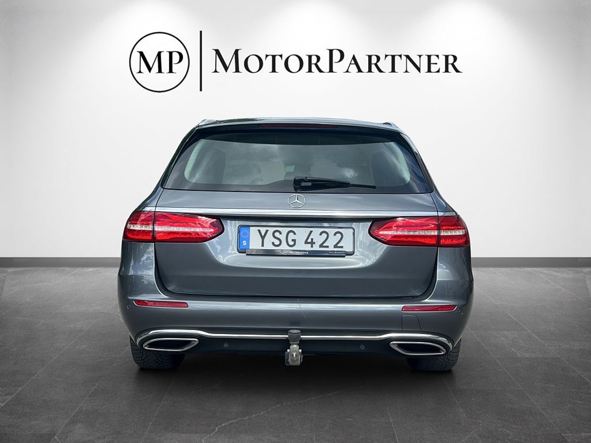 Mercedes-Benz E 220 T d 4MATIC, bild 6 av 17