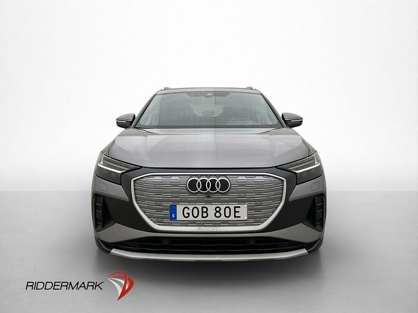 Bild 3 av Audi Q4 40 e-tron Cockpit Kamera HUD Adaptiv CarPlay Drag