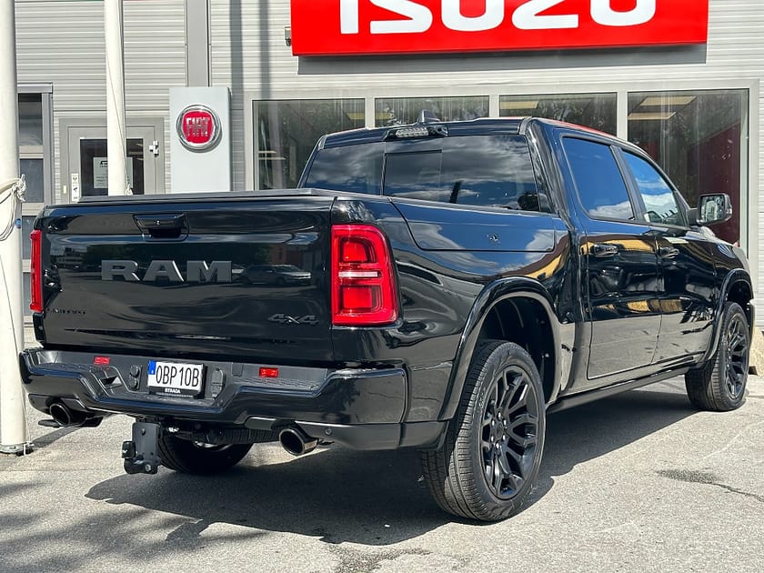 Bild 2 av RAM 1500 RHO Limited Night Ebony Red 540hk HO 5 250:-/mån
