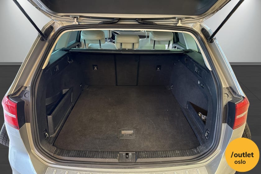Bilde 5 av Volkswagen Passat Stasjonsvogn 2.0 BiTDI 240HK 4MOTION | Skinn | ACC | Ryggekamera