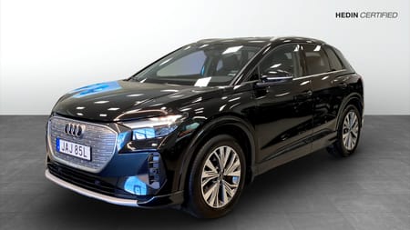 Audi Q4 40 e-tron PROLINE / Dragkrok / Adaptiv