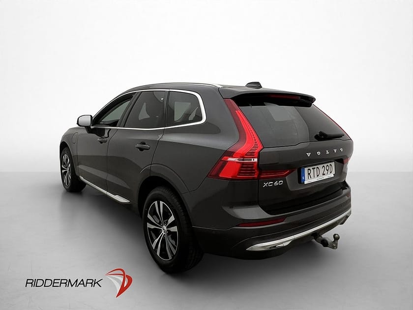 Bild 2 av Volvo XC60 Recharge T6 AWD 350hk P-Värmare Pano 360° Skinn