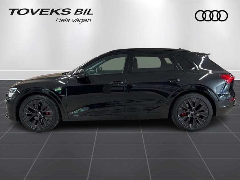 Bild 2 av Audi Q8 55 e-tron quattro quattro, 408hk, 2024