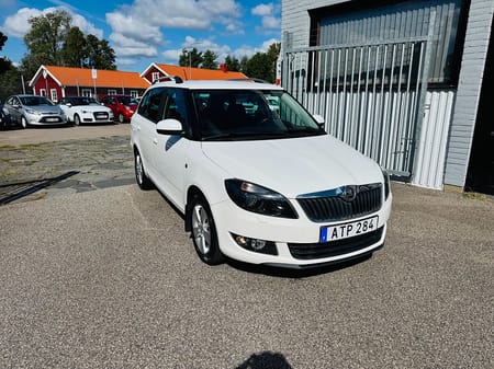 Škoda Fabia Kombi Skoda 1.2 TSI 105HK COMBI AMBITION / AUTOMAT
