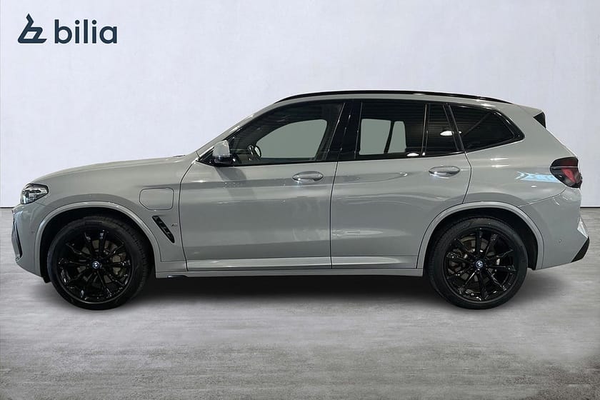 Bild 3 av BMW X3 xDrive30e xDrive 30e M-sport | H&K | Drag |Backkamera |Rattvärme