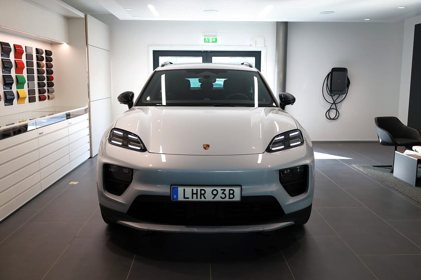 Bild 2 av Porsche Macan 4 Electric / 408 HK / VAT