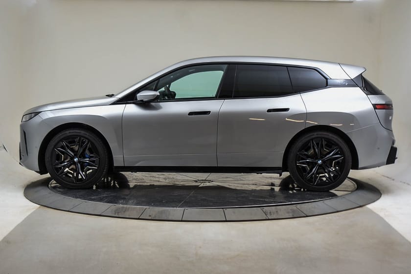 Bilde 2 av BMW iX xDrive60 Supercharged (K)