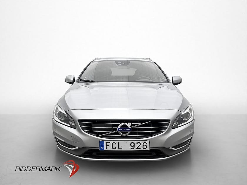 Bild 2 av Volvo V60 T6 AWD Polestar 329hk Taklucka Keyless Läder Värm