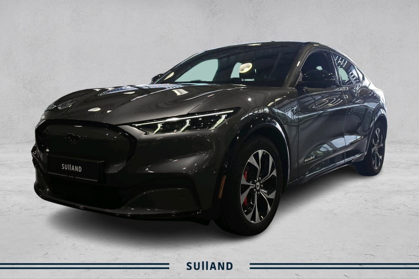 Bilde 1 av Ford Mustang Mach-E Long Range Premium Range/Skinn/App/360Kamera/El.stoler
