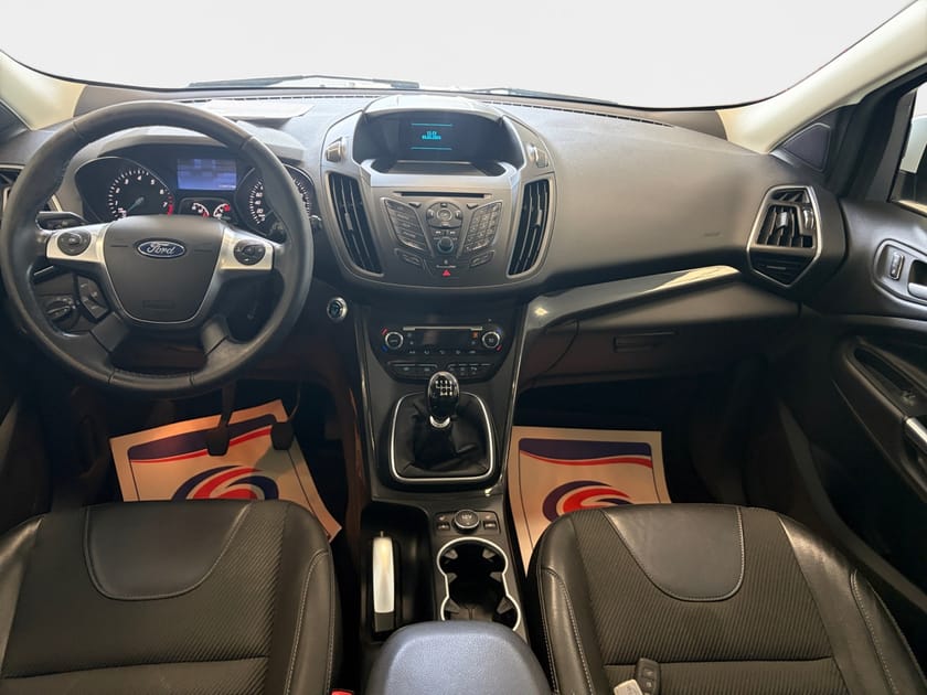 Bild 5 av Ford Kuga EcoBoost 150hk *Panoramaglastak*