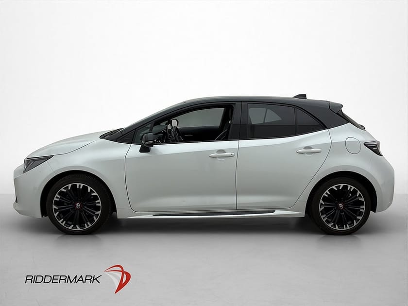 Bild 5 av Toyota Corolla Hybrid 122hk GR Sport Värmare Kamera Skinn