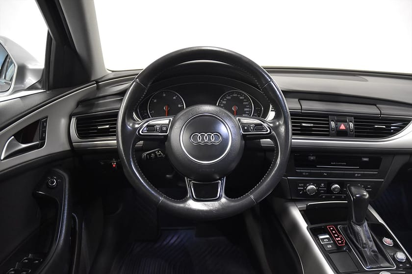 Bild 2 av Audi A6 Avant 2.0 TDI Quattro Ambition Drag D-Värm Navi 190hk