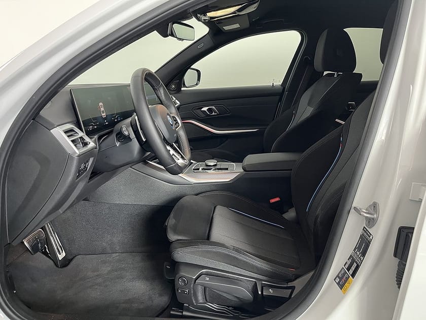 Bild 5 av BMW 330e xDrive Sedan