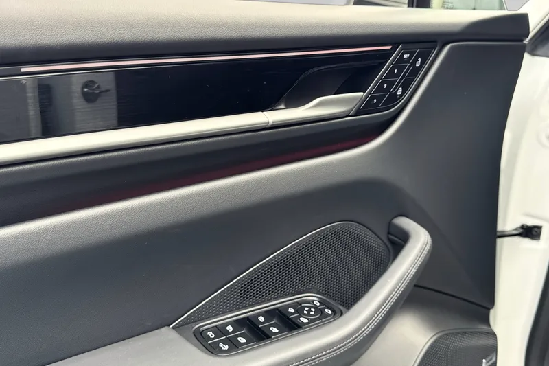Porsche Macan 4 bilde 24