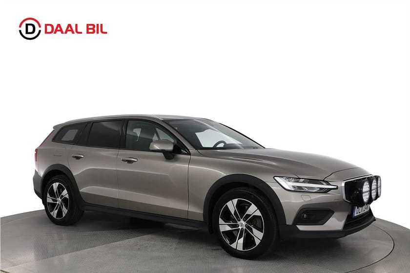 Bild 4 av Volvo V60 Cross Country ADVANCED B4 AWD 197HK DRAG B-KAMERA NAVIGATION CARPLAY