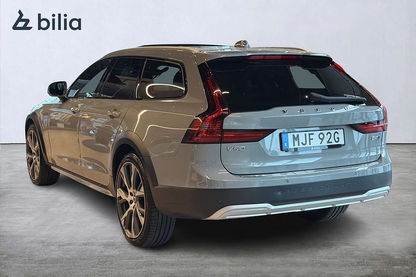 Bild 5 av Volvo V90 Cross Country B4 AWD Ultimate | Värmare | Drag | Pano | Rattvärme