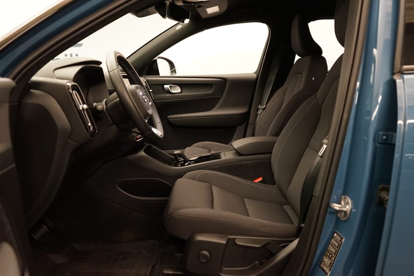 Bild 5 av Volvo XC40 Recharge Core, Baklucka elmanövrerad