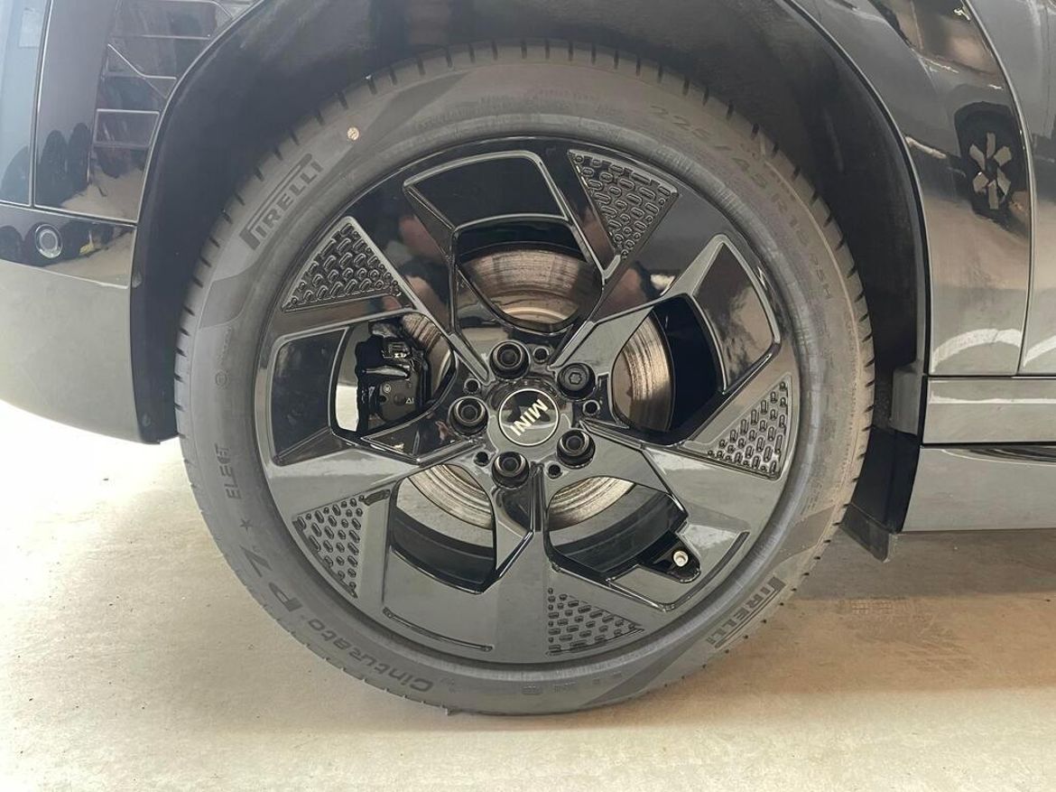 MINI Aceman E, 184hp, 2025