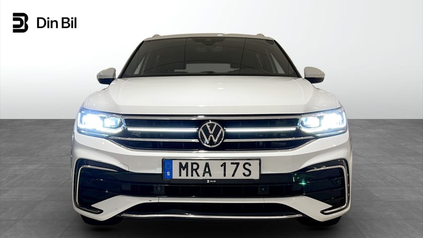 Bild 4 av Volkswagen Tiguan Allspace 5-sätes R-Line TDI200 DSG 4M 5sits/Drag/Värmare/Keyless