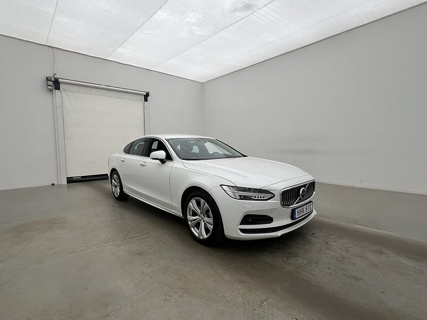 Bild 1 av Volvo S90 B4 Core Värmare Kamera CarPlay Navi Rattvärme