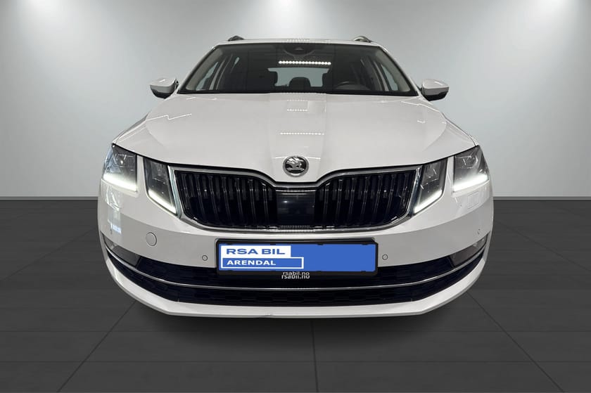 Bilde 2 av Škoda Octavia Stasjonsvogn Style/ Hengerfeste/Panorama/ Ryggekamera