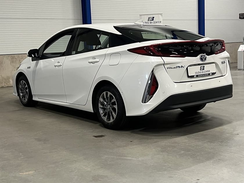 Bild 4 av Toyota Prius Plug-in Hybrid 1.8 123 HK / Executive / JBL / HUD /