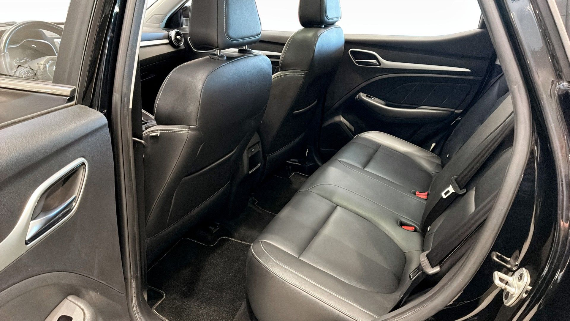 MG ZS SUV ZS EV 2021, photo 7/10