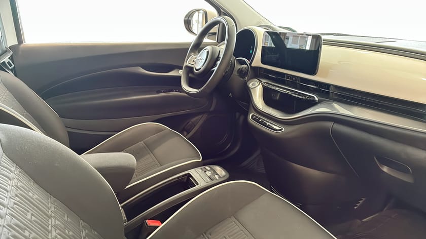 Bild 3 av Fiat 500e BEV HB 320KM Basic
