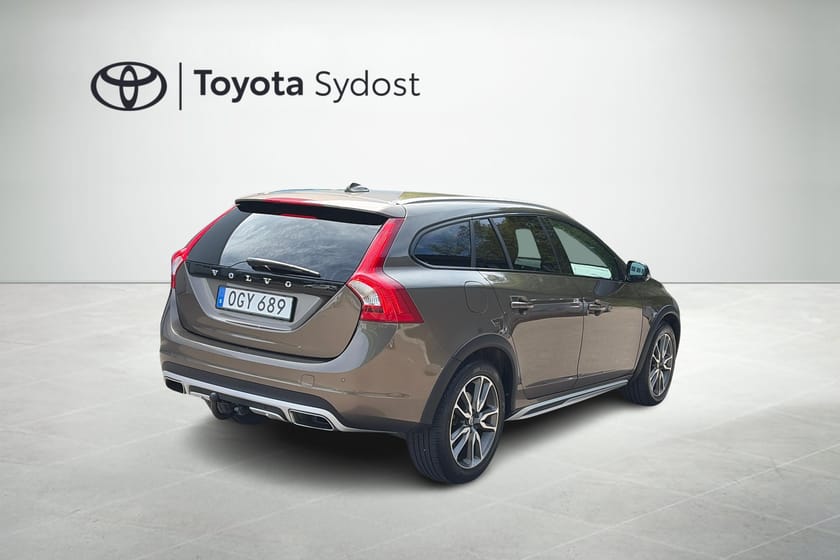 Bild 2 av Volvo V60 Cross Country D4 Momentum Avtagbar drag